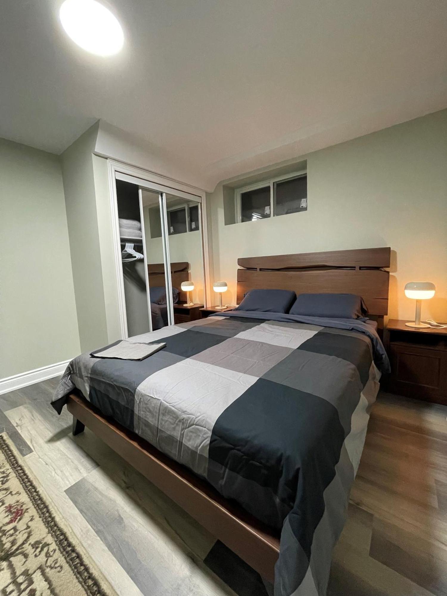 Niagara Falls 15 Mins Away From Falls Homestay Thorold