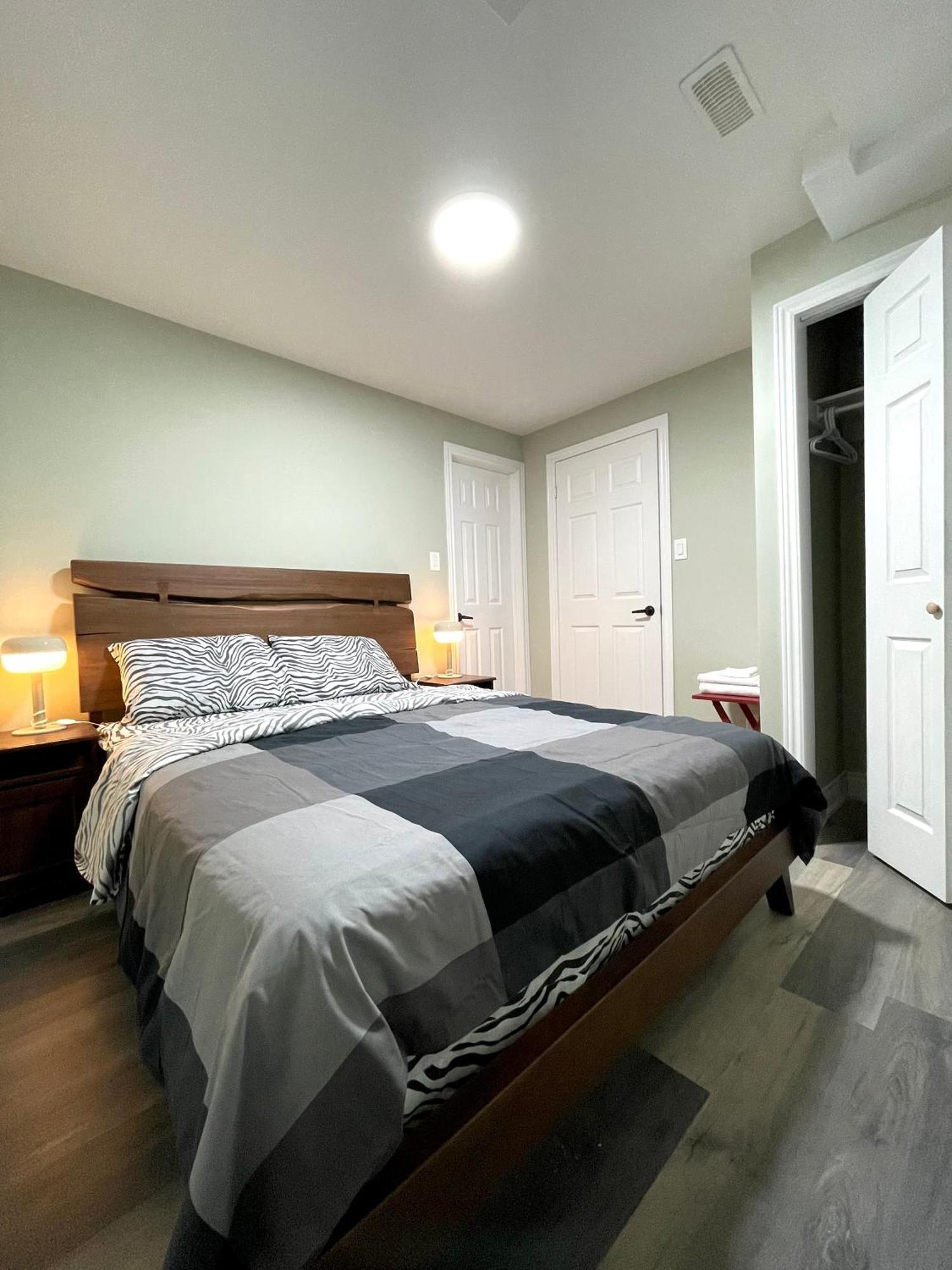 Séjour chez l'habitant Niagara Falls 15 Mins Away From Falls Thorold